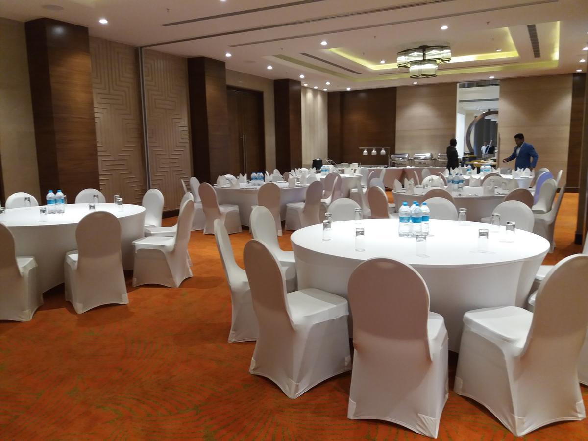 Oaks Bodhgaya Hotel Ngoại thất bức ảnh